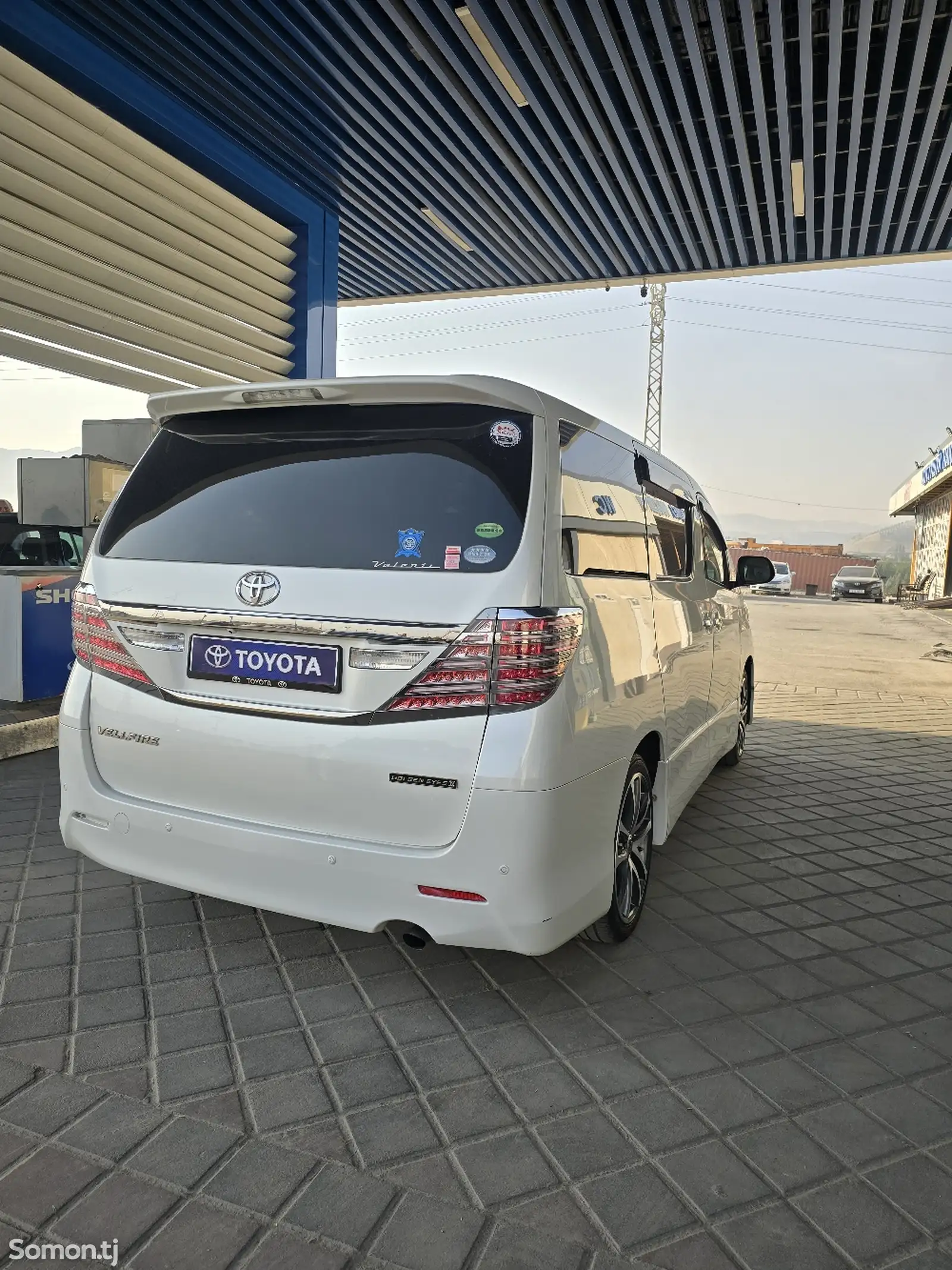 Toyota Vellfire, 2014-5