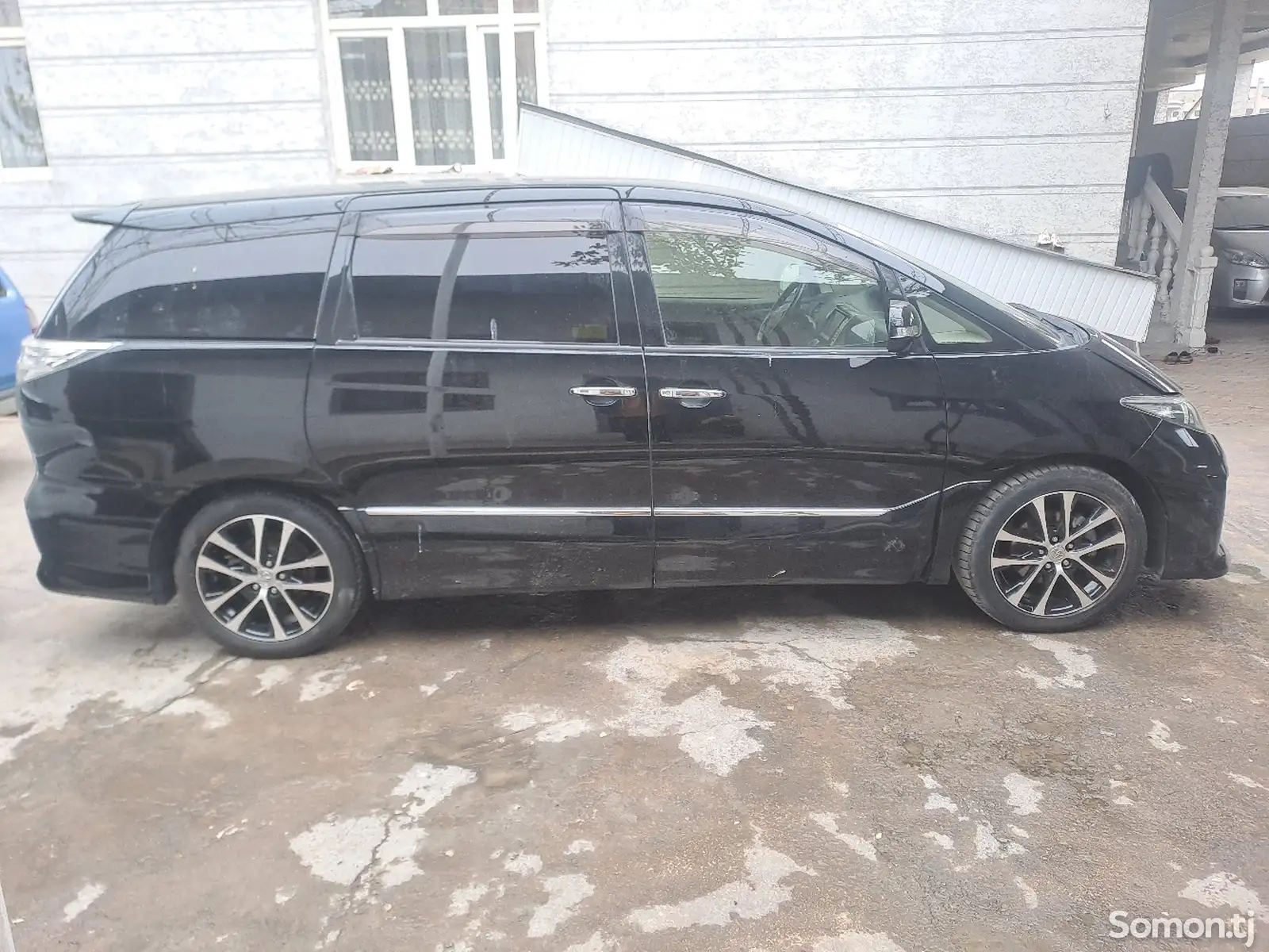 Toyota Estima, 2014-3