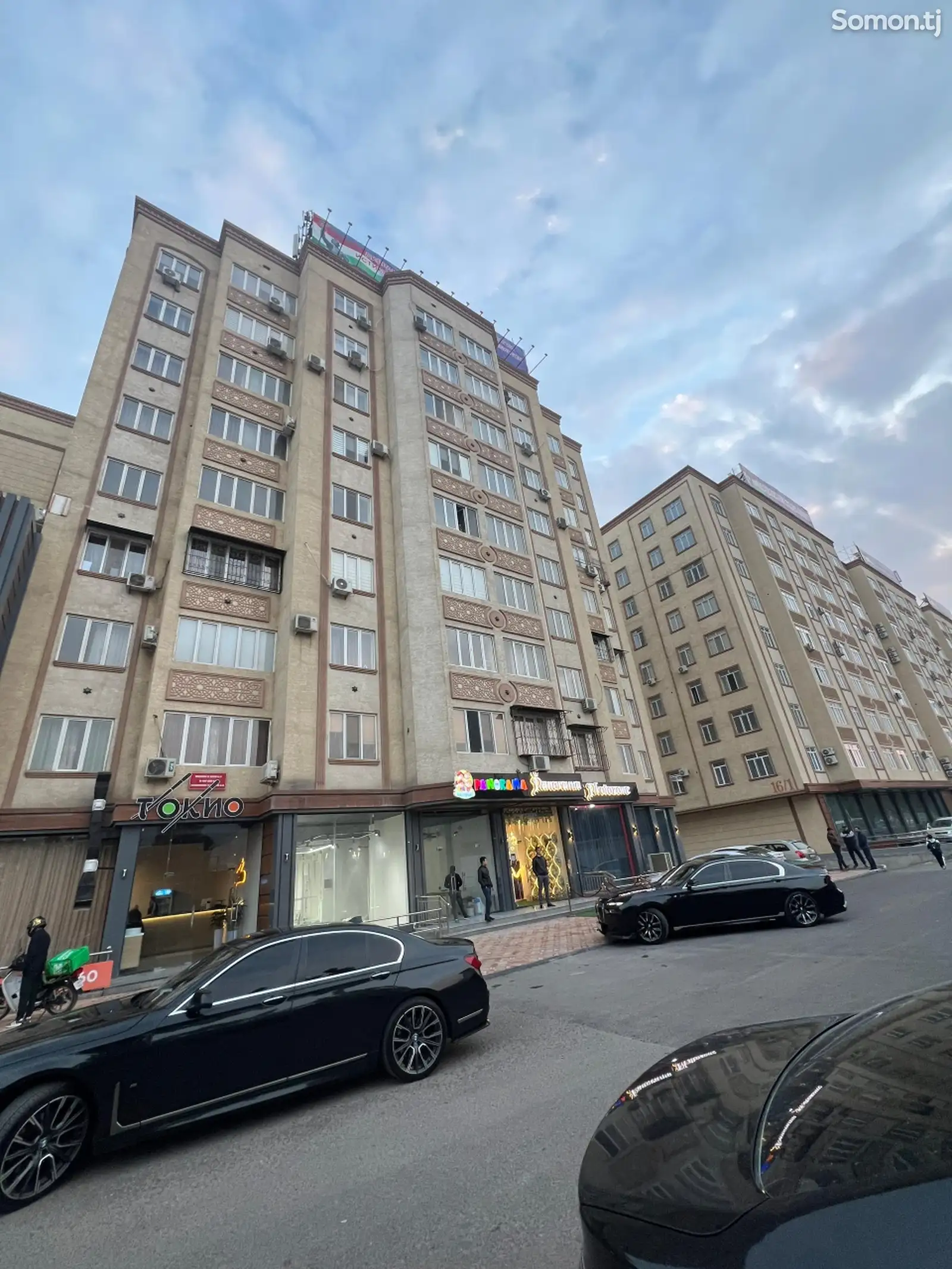 2-комн. квартира, 1 этаж, 77 м², 18 мкр-1