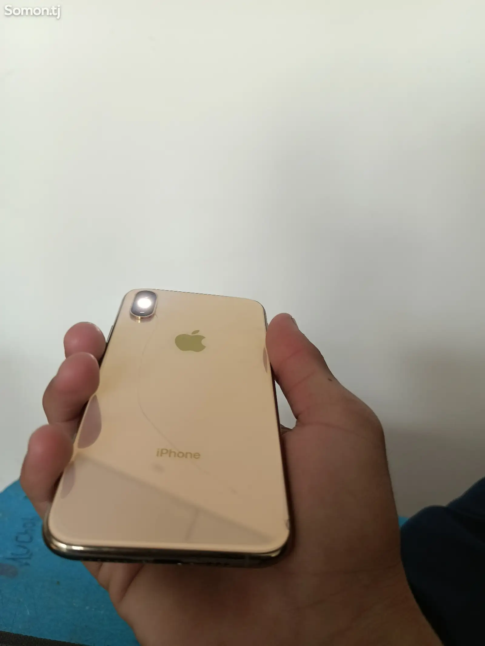 Apple iPhone Xs, 64 gb, Gold-1