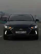 Hyundai Elantra, 2017-2