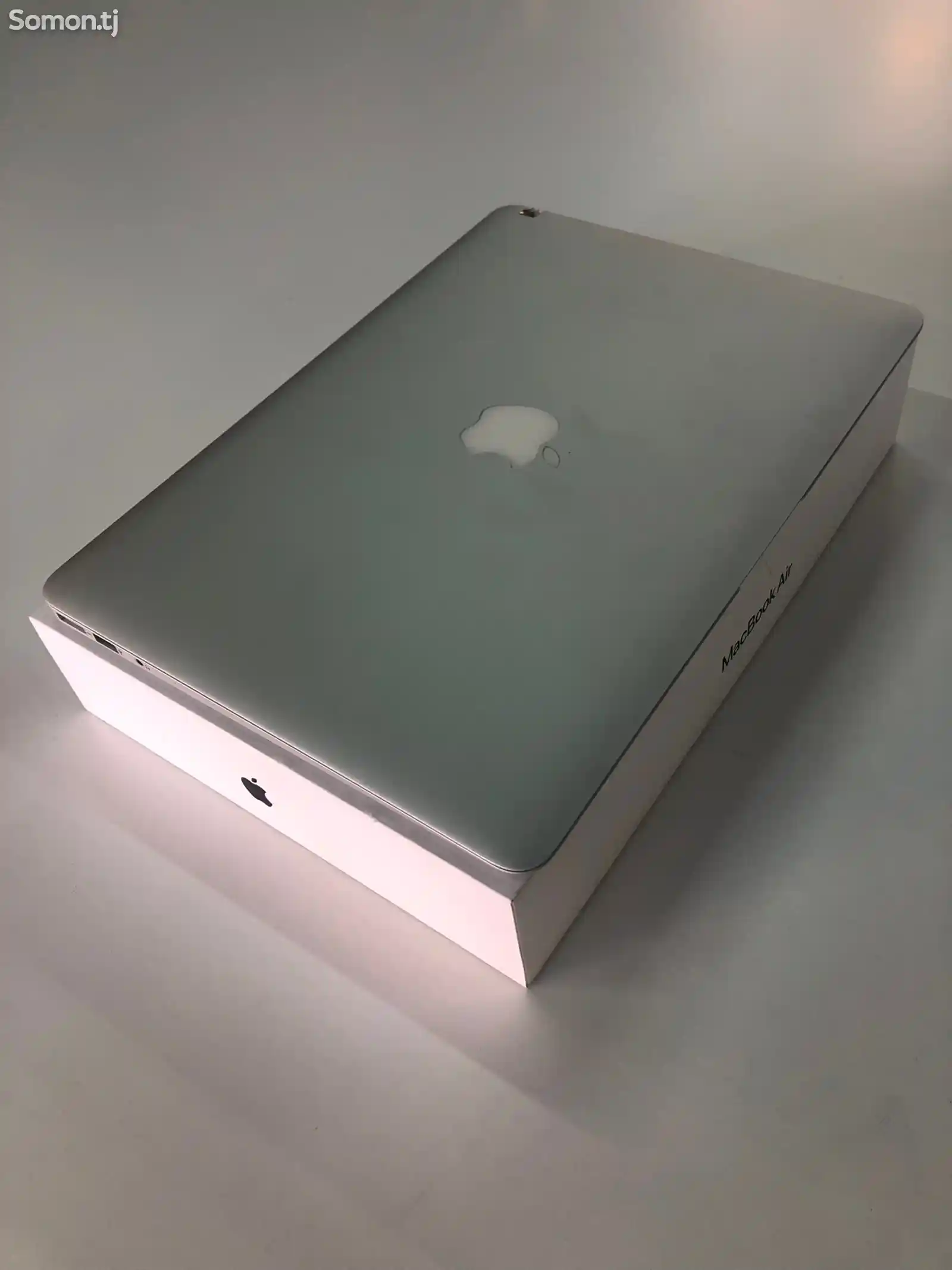 Ноутбук Apple MacBook Air 2015/13.3/HDD 128 GB/4 GB/ i5-2