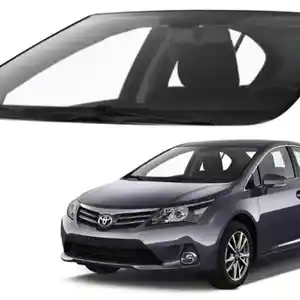 Лобовое стекло на Toyota Avensis 2012