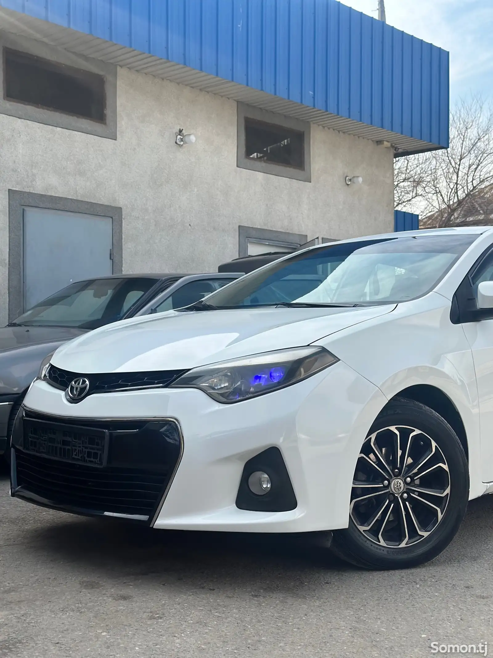 Toyota Corolla, 2015-1