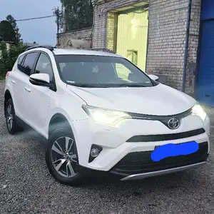 Toyota RAV 4, 2016