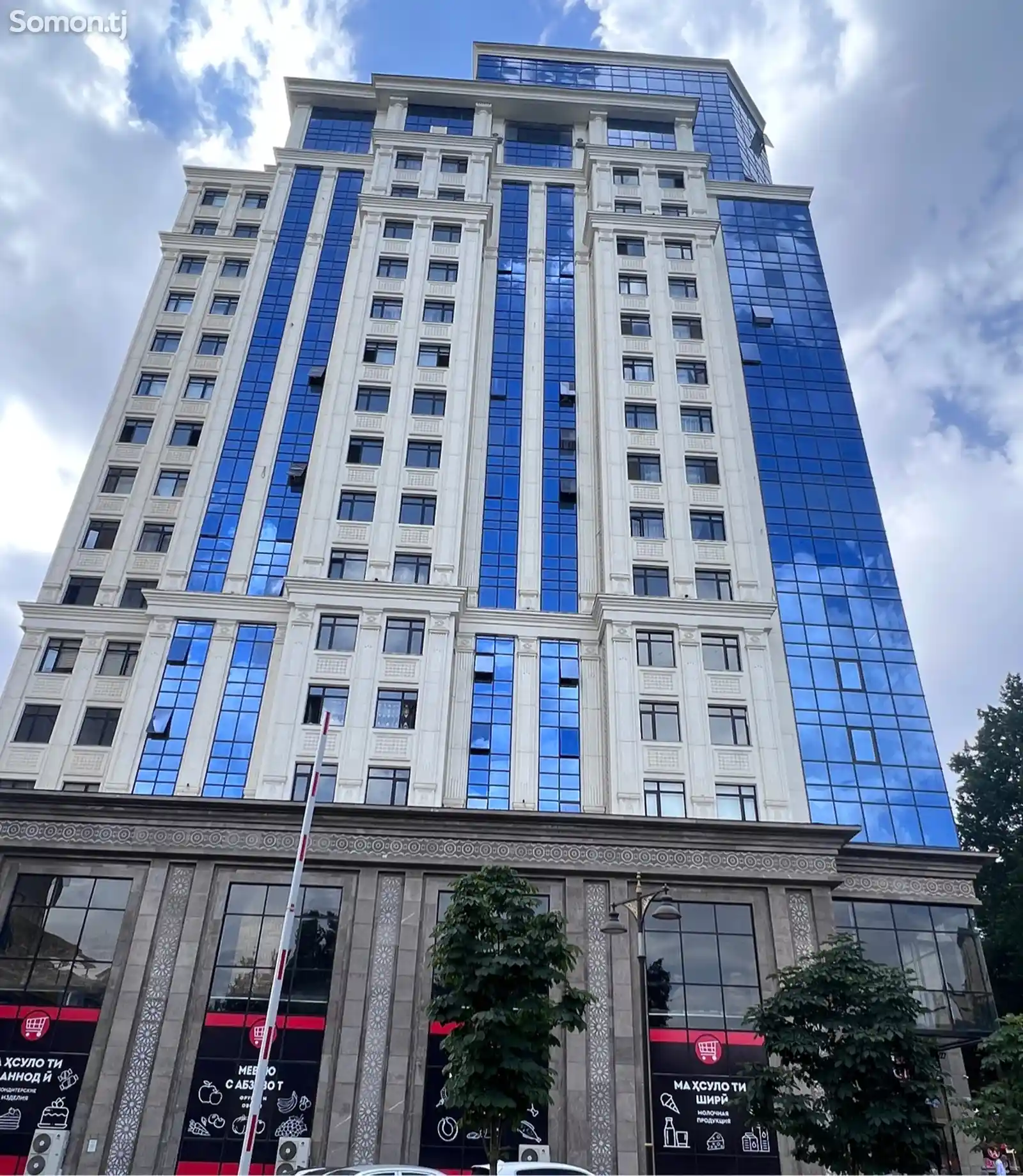 2-комн. квартира, 12 этаж, 64 м², 4 рохаи Аграри-3