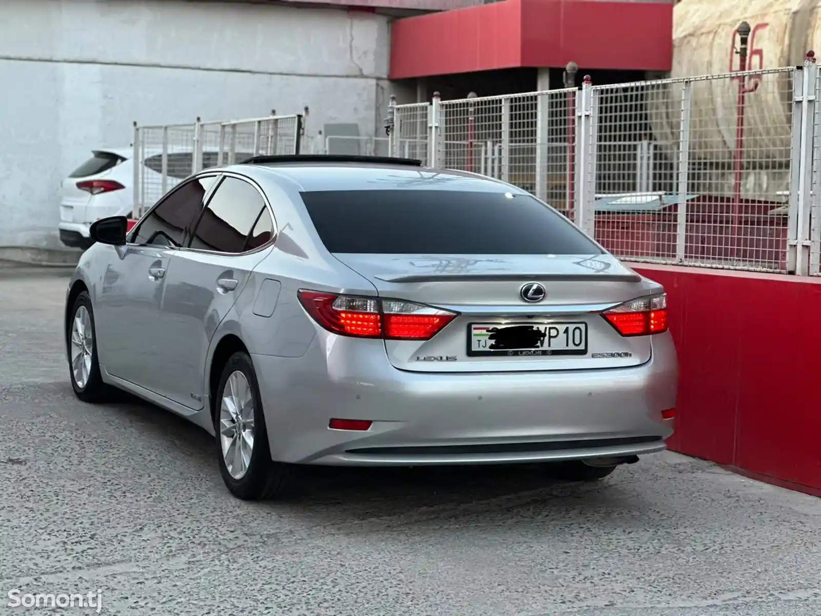 Lexus ES series, 2014-2