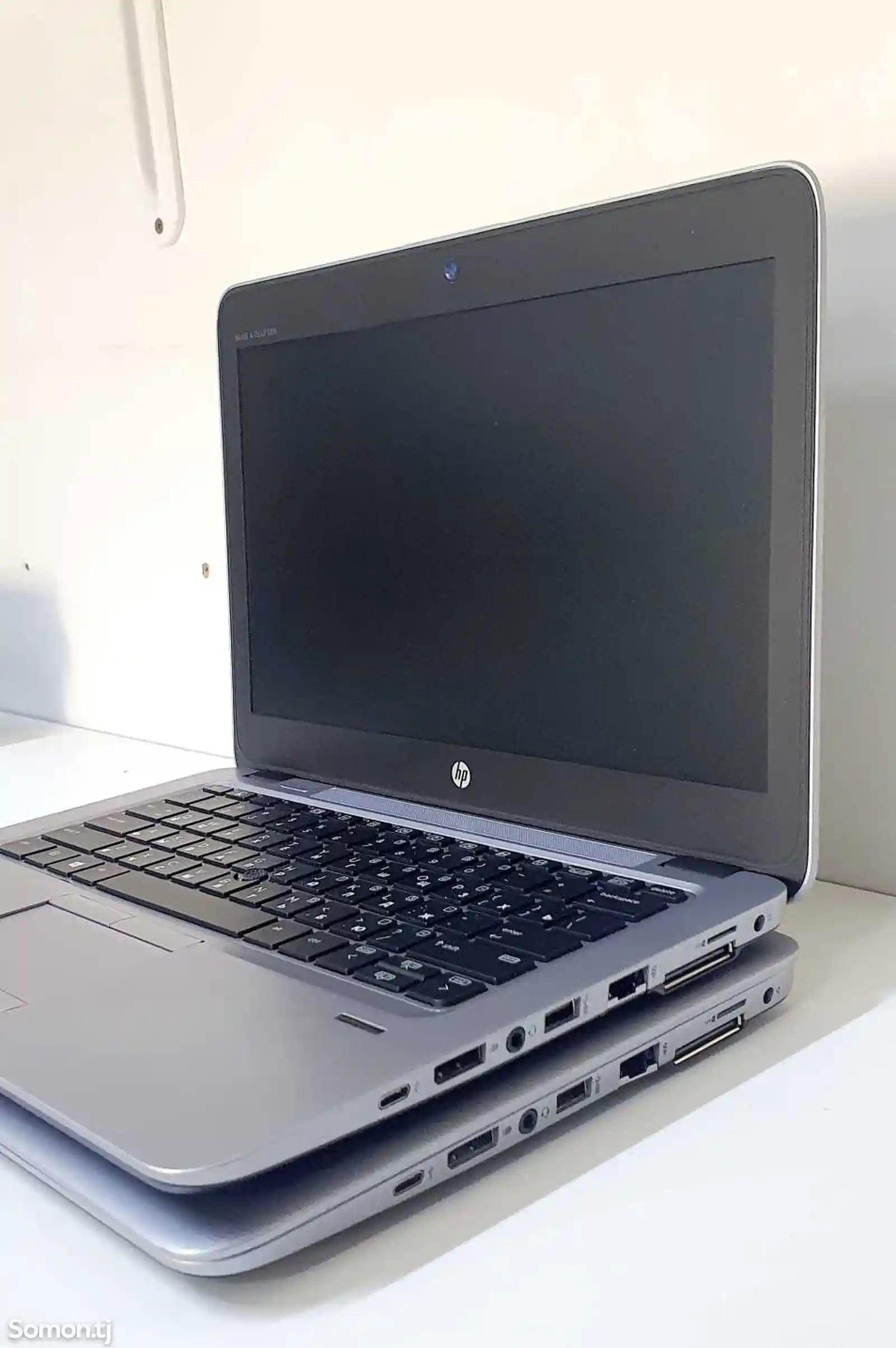 Ноутбук HP EliteBook 820 G3 / 12.5 IPS Touch / Intel Core i5-6300U / 8gb DDR4 /-3