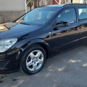 Opel Astra H, 2008