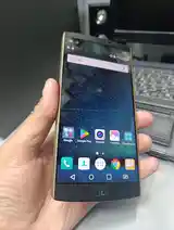 LG V10-2