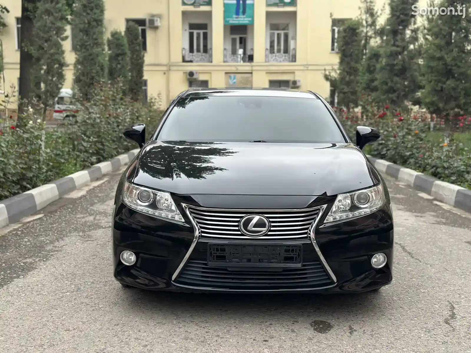 Lexus ES series, 2013-1