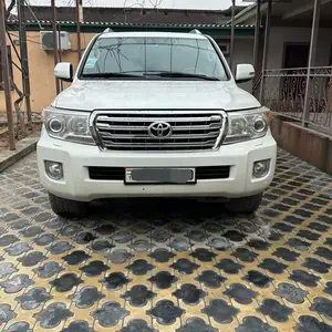 Toyota Land Cruiser, 2015