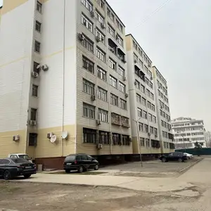 2-комн. квартира, 6 этаж, 72 м², Сино