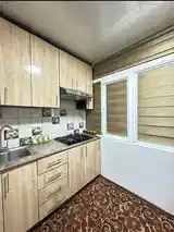 4-комн. квартира, 1 этаж, 81 м², 18 мкр дом 5-9