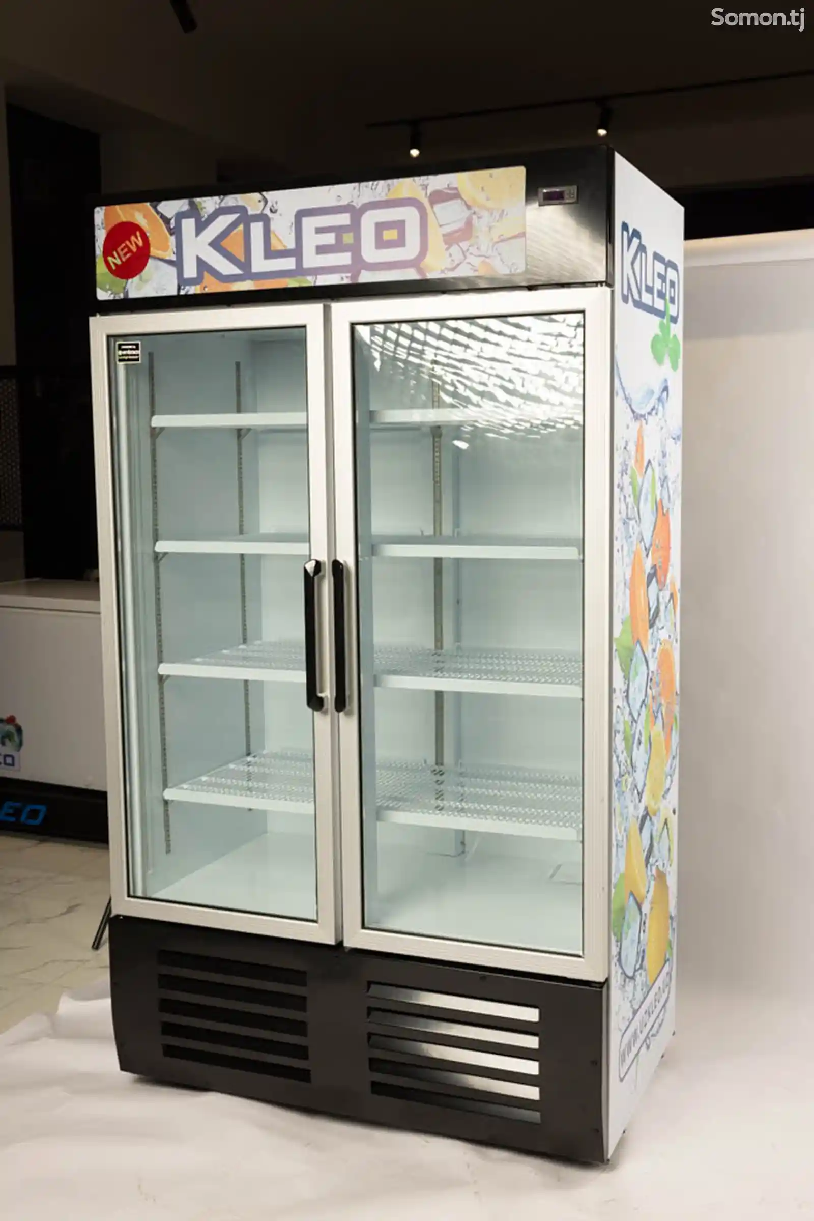 Витринный холодильник Кleo 1100-4