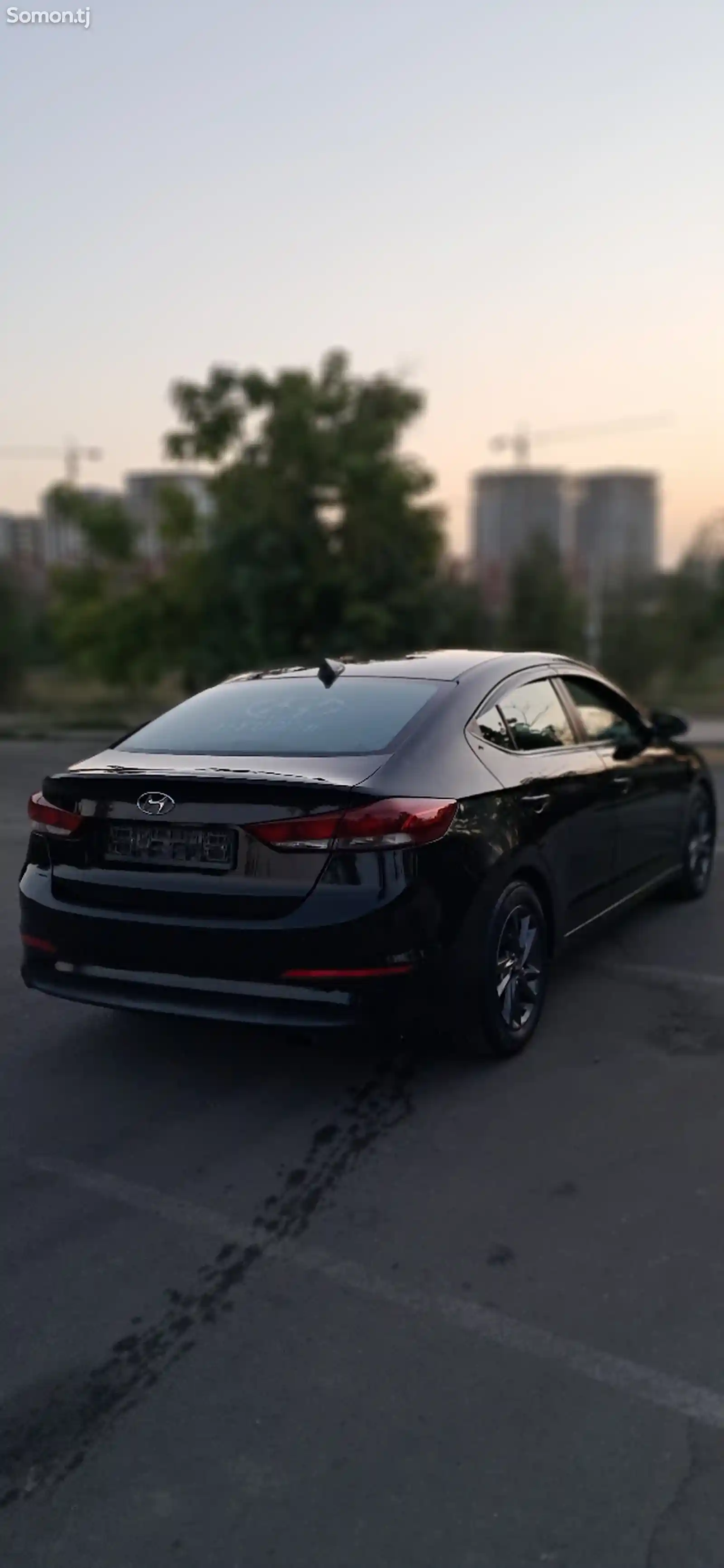 Hyundai Elantra, 2016-6