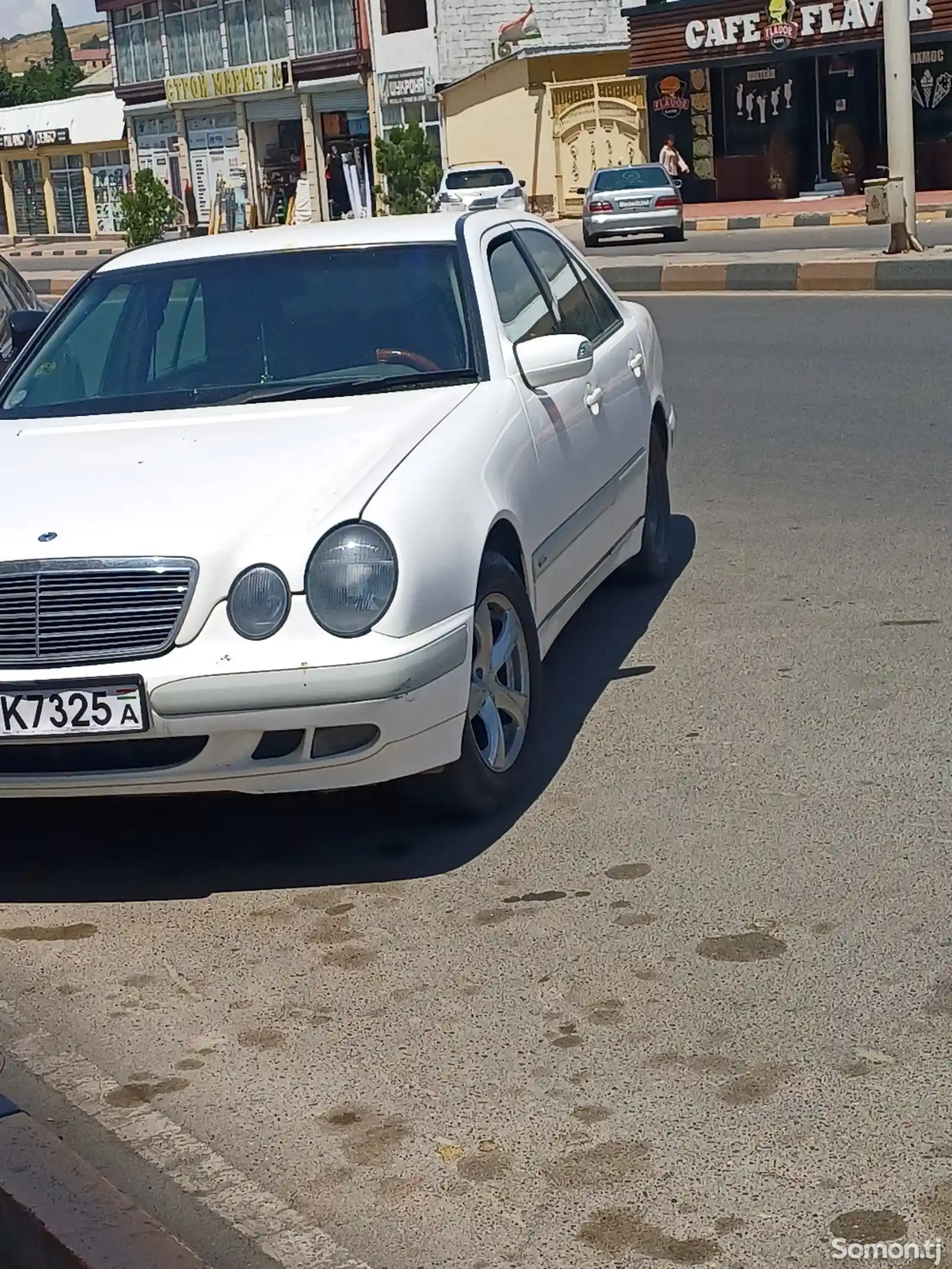 Mercedes-Benz E class, 2000-5