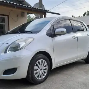 Toyota Vitz, 2010