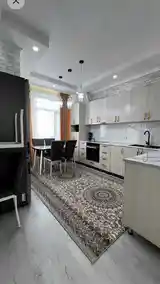 3-комн. квартира, 13 этаж, 69м², Пайкар, Голубой экран Танка-6