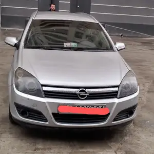 Opel Astra H, 2005