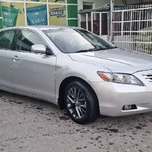 Toyota Camry, 2009