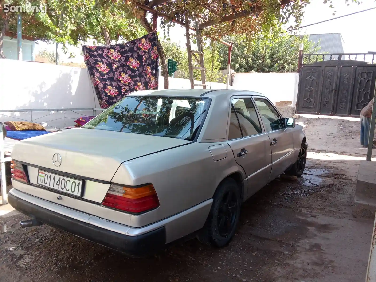 Mercedes-Benz W124, 1992-3