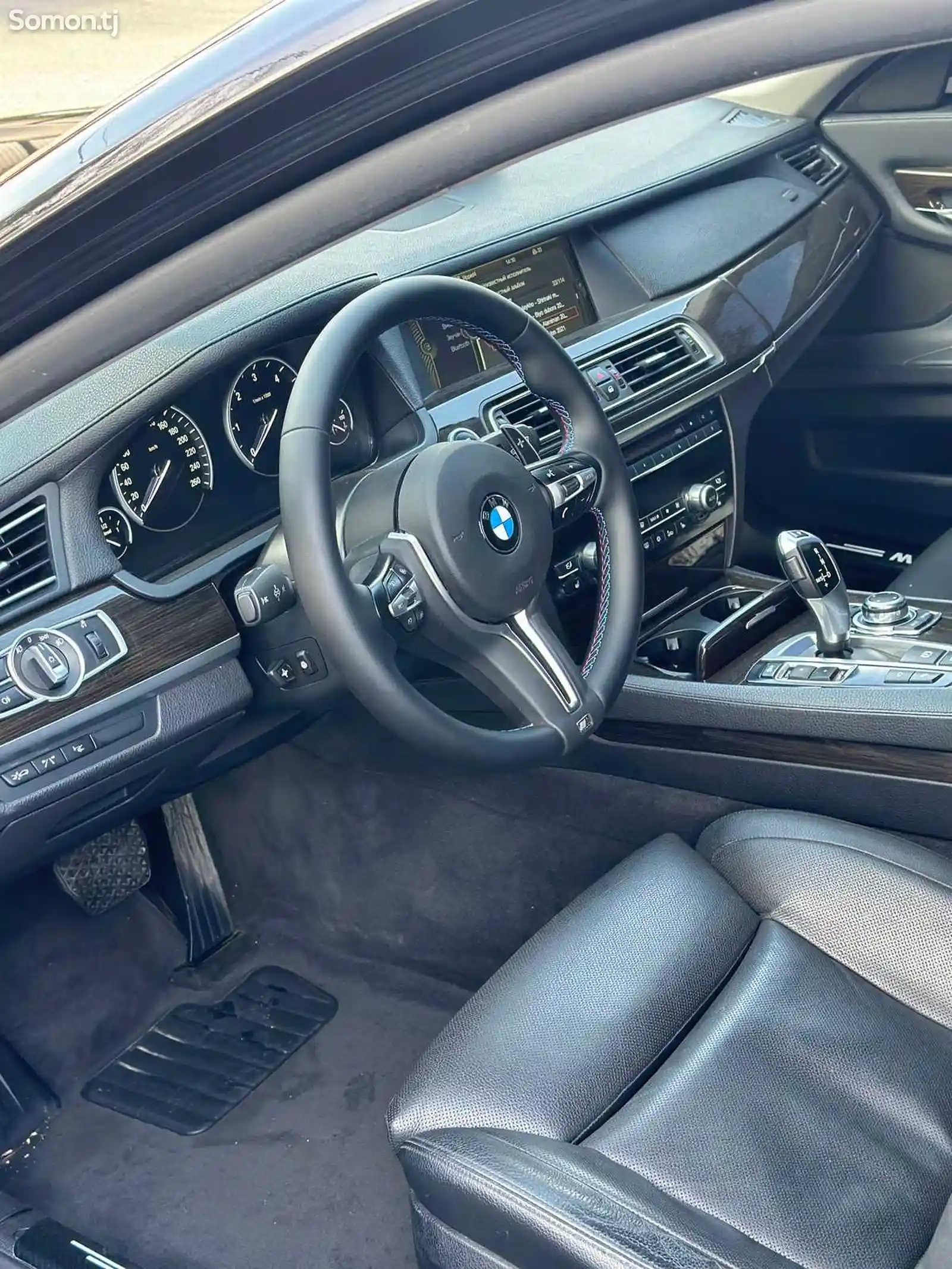 BMW 7 series, 2012-8
