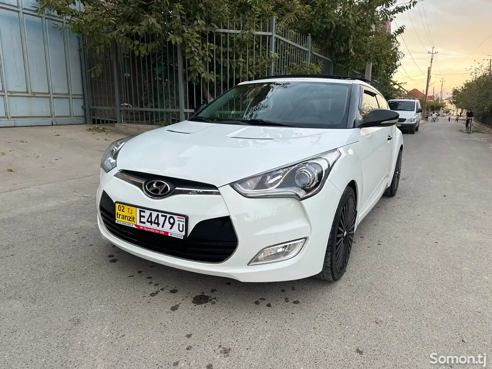 Hyundai Veloster, 2012-1