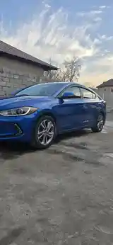 Hyundai Elantra, 2017-2