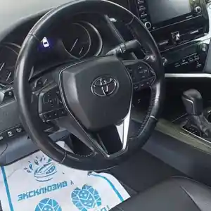 Toyota Camry, 2018