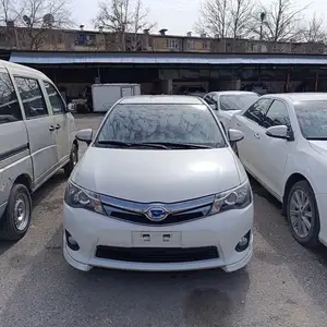 Toyota Fielder, 2014