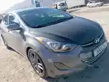 Hyundai Elantra, 2013-8