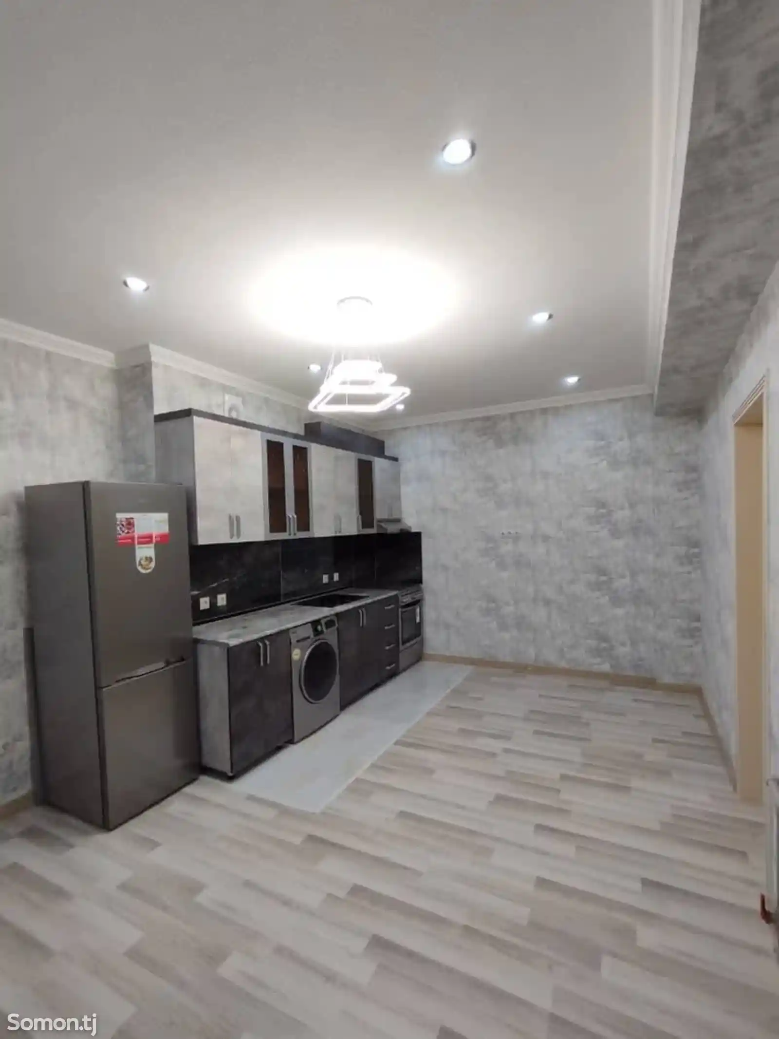 3-комн. квартира, 9 этаж, 118 м², Дом печати-13