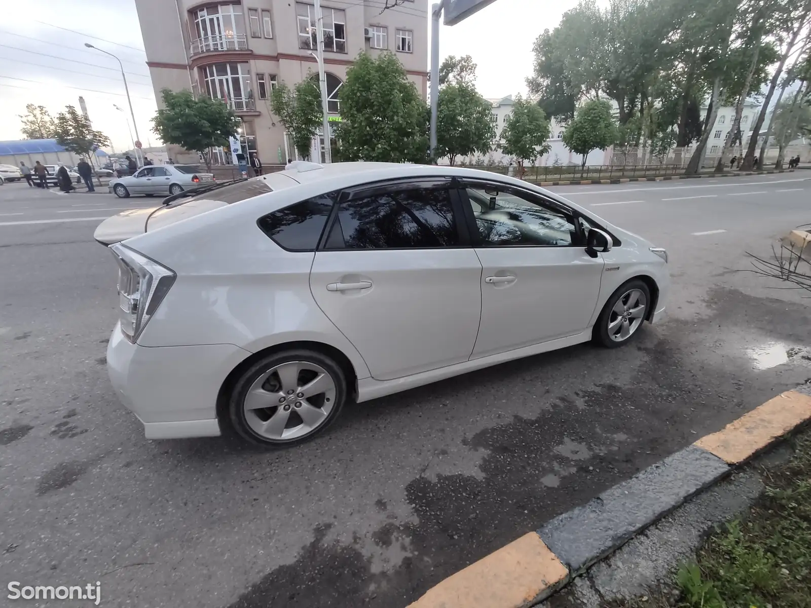 Toyota Prius, 2011-4