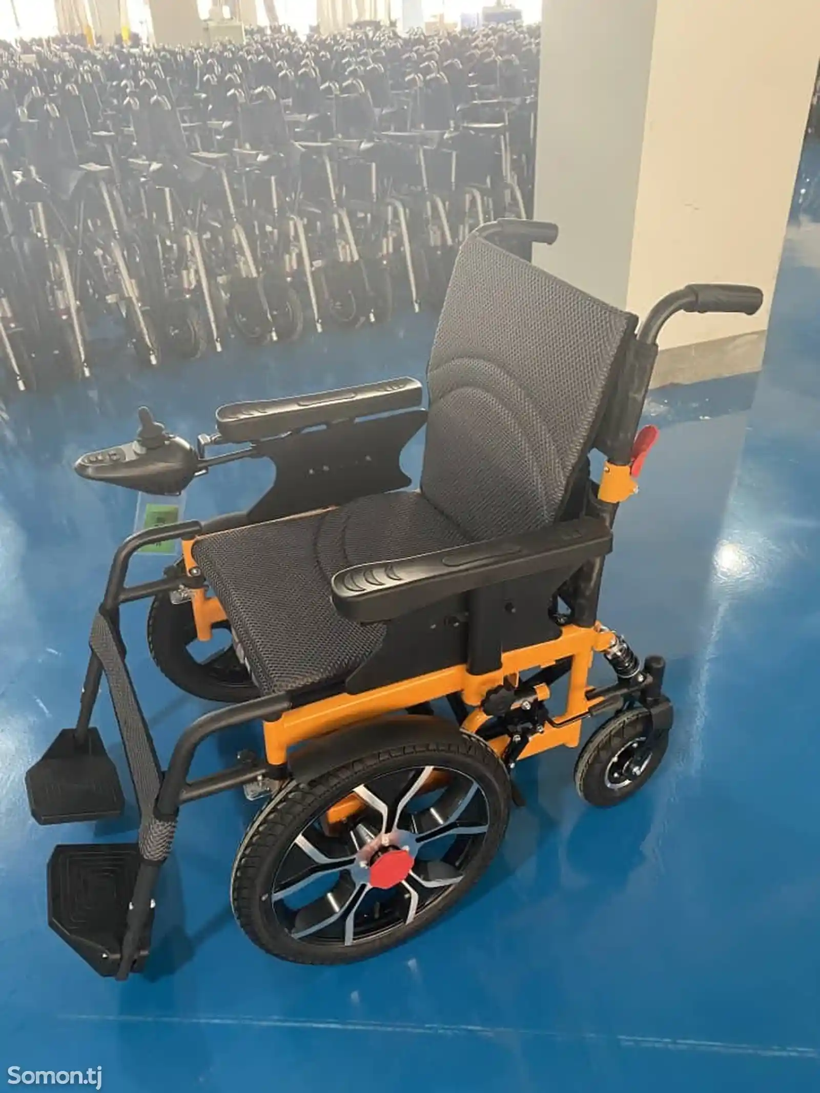 Электрическая инвалидная коляска-1