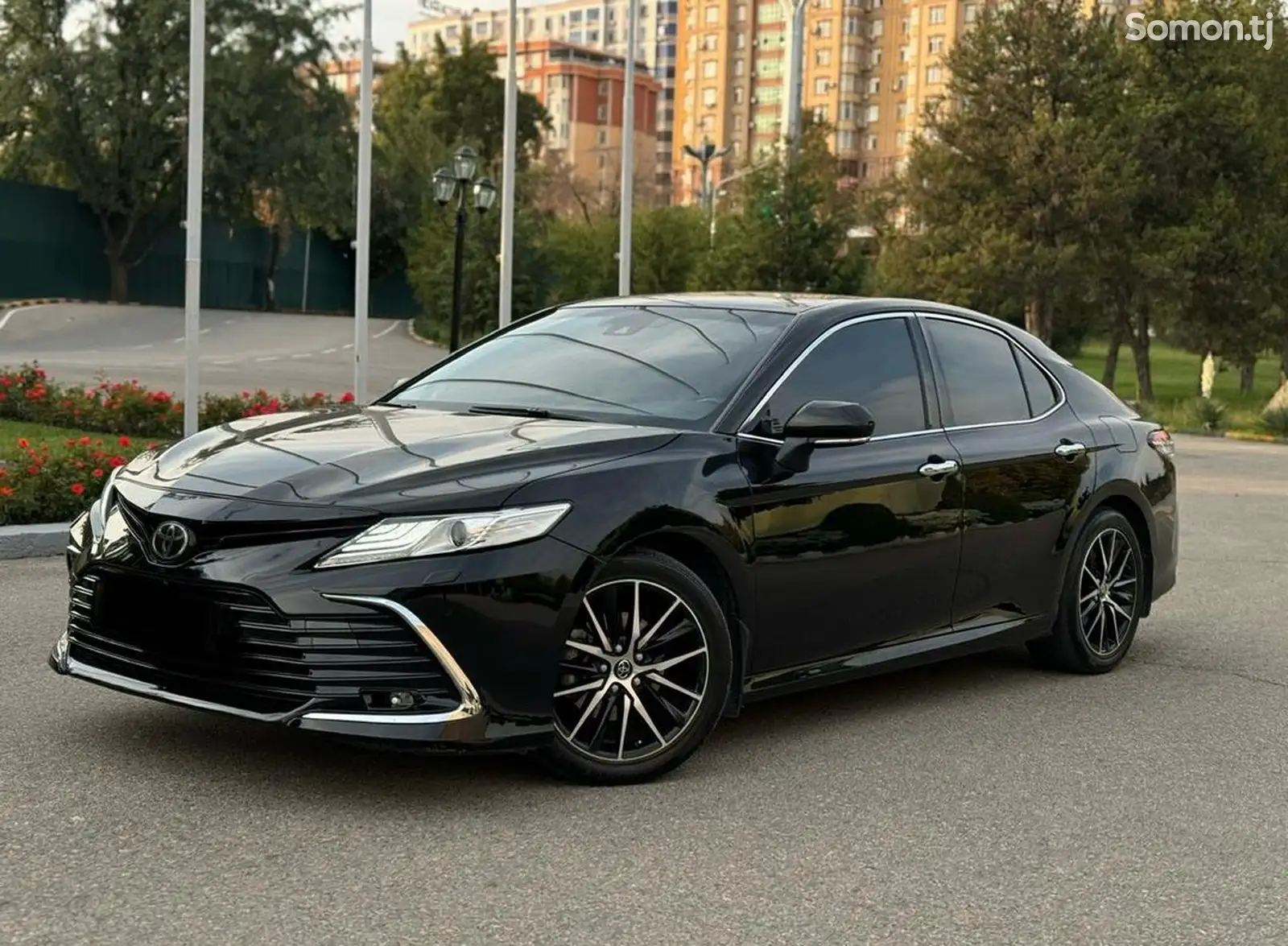 Toyota Camry, 2018-1