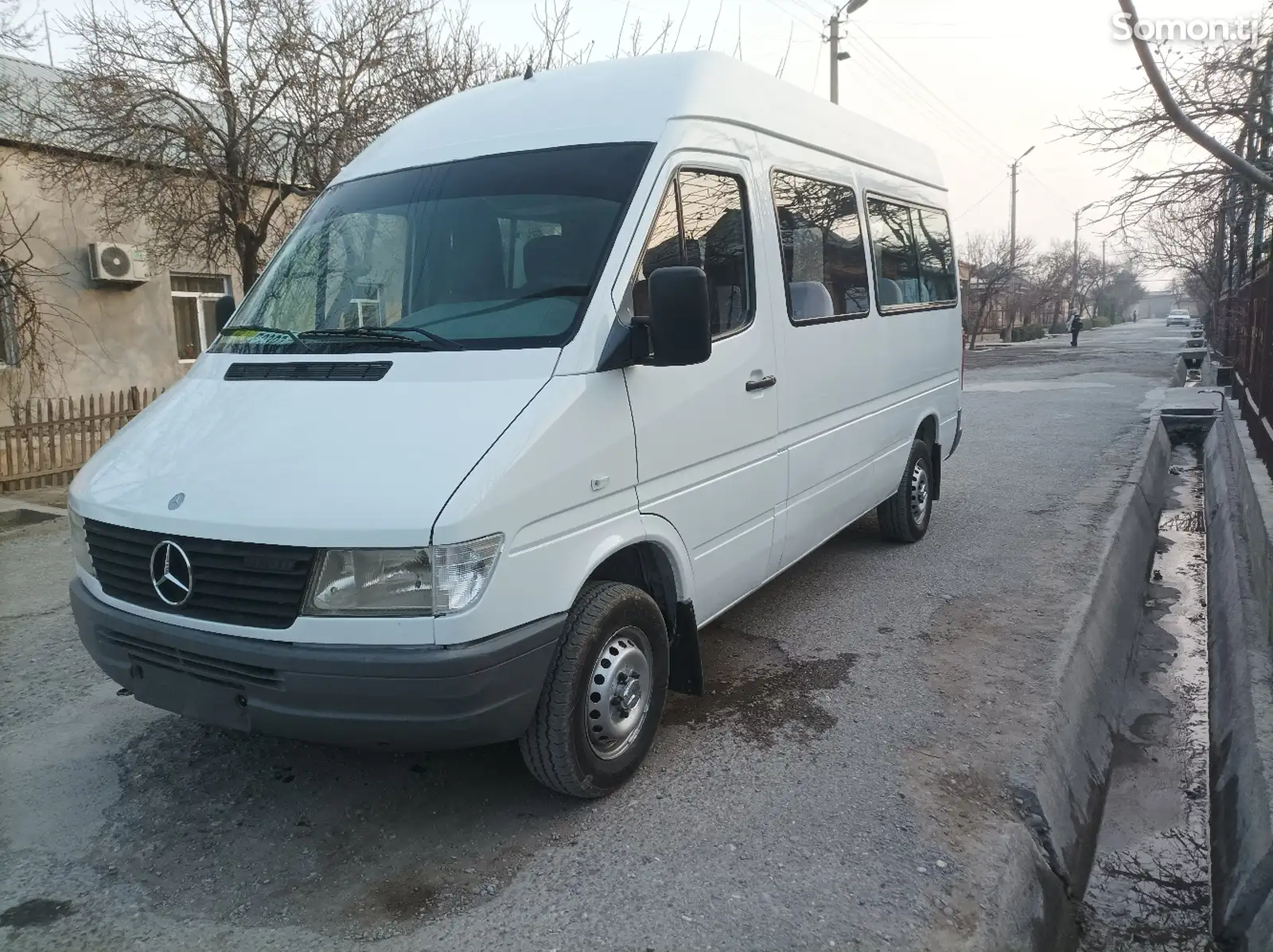 Mercedes-Benz Sprinter, 1998-1