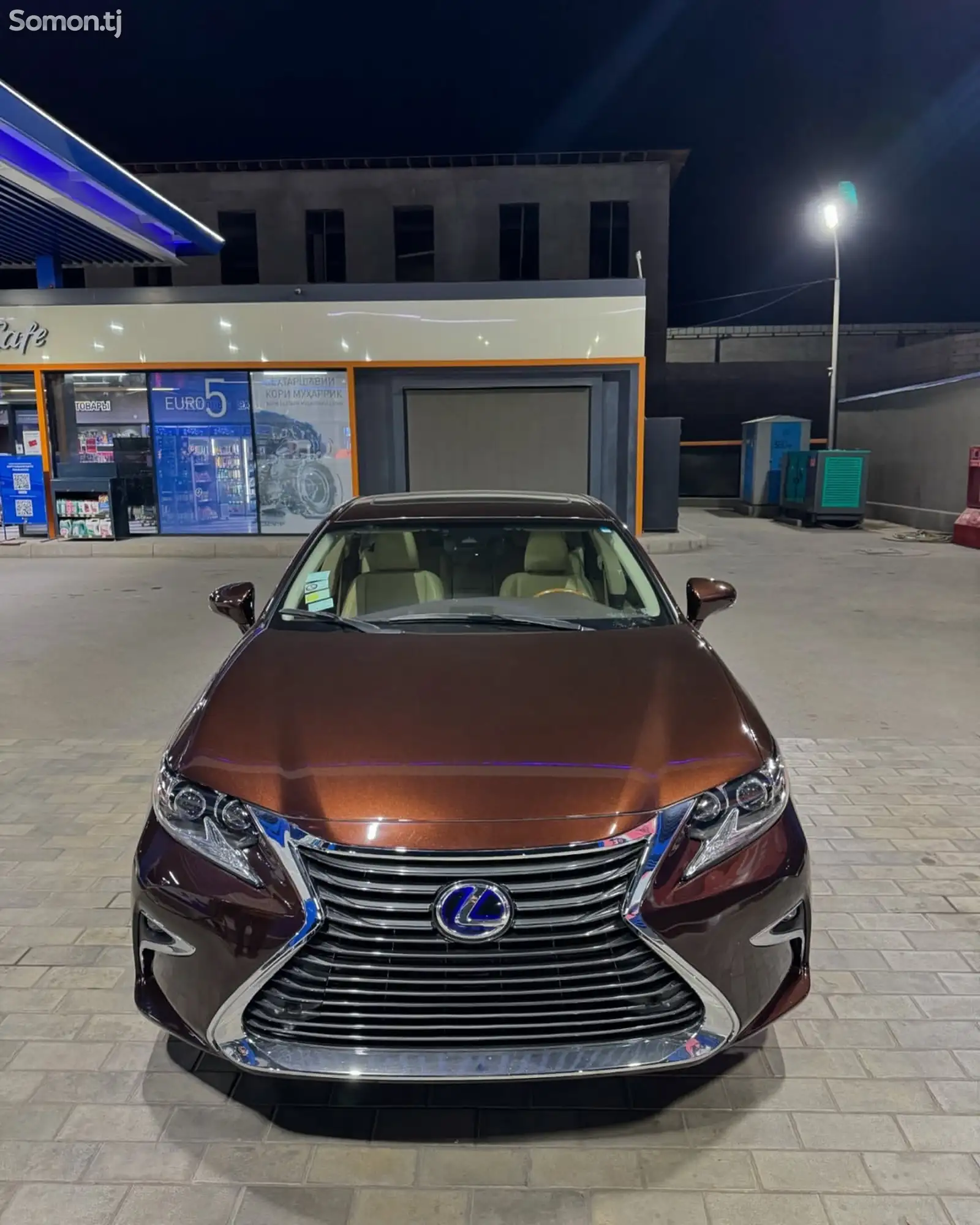 Lexus ES series, 2017-1