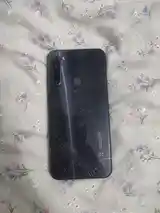 Телефон Xiaomi-2