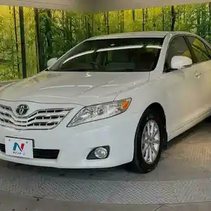 Фары на Camry 45