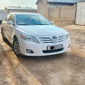 Toyota Camry, 2010