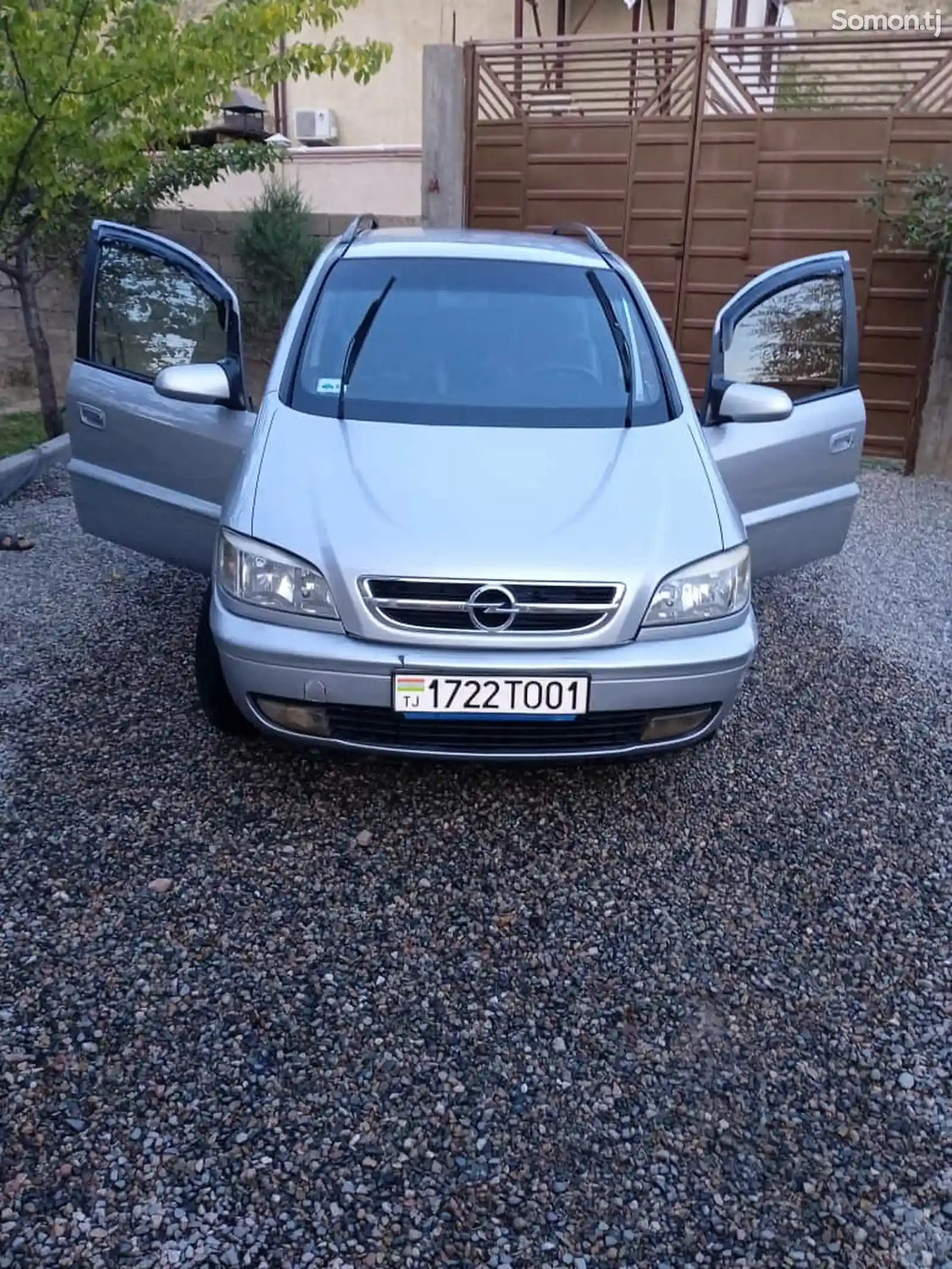 Opel Zafira, 2004-2