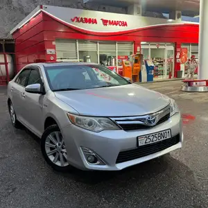 Toyota Camry, 2012