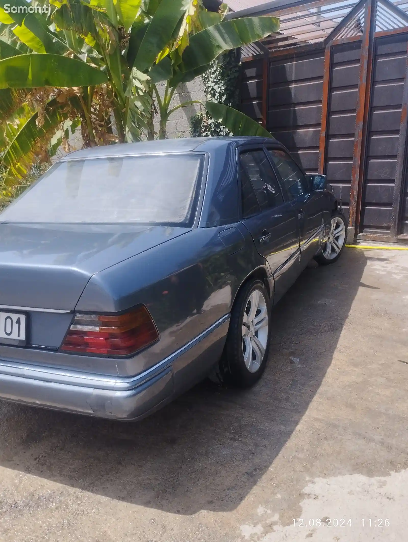 Mercedes-Benz W124, 1990-6