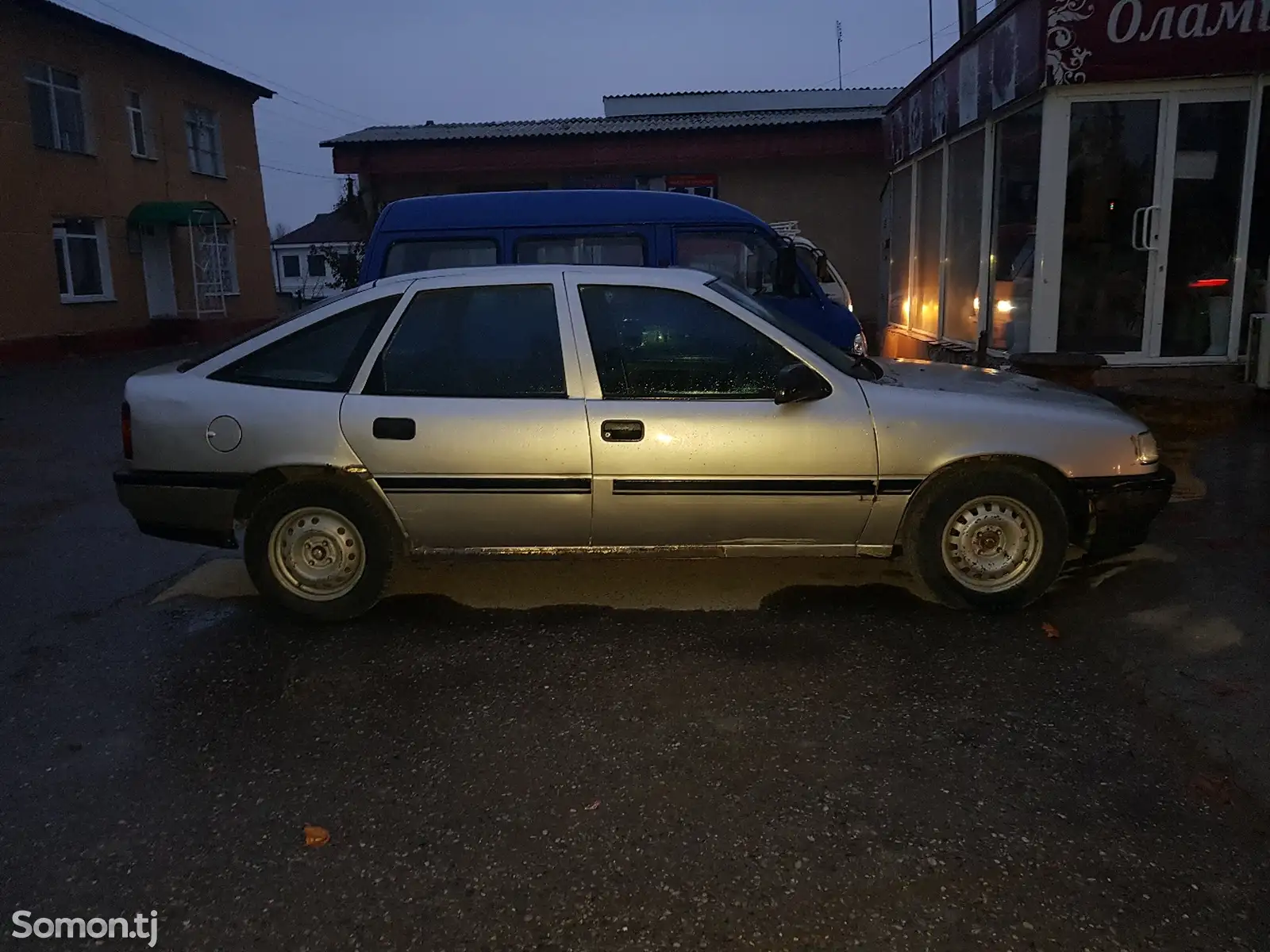 Opel Vectra A, 1992