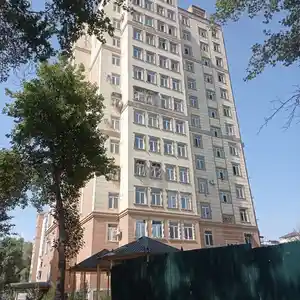 2-комн. квартира, 3 этаж, 64 м², 4мкр