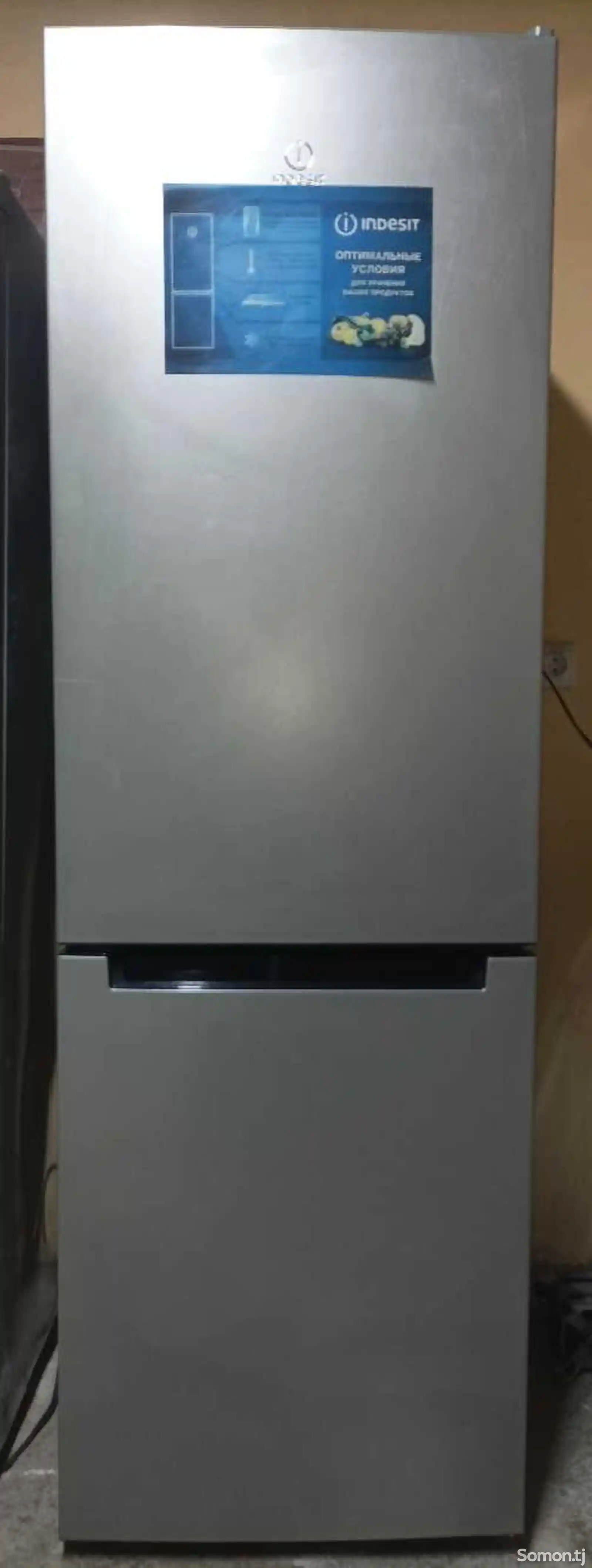 Холодильник Индезит No Frost-1
