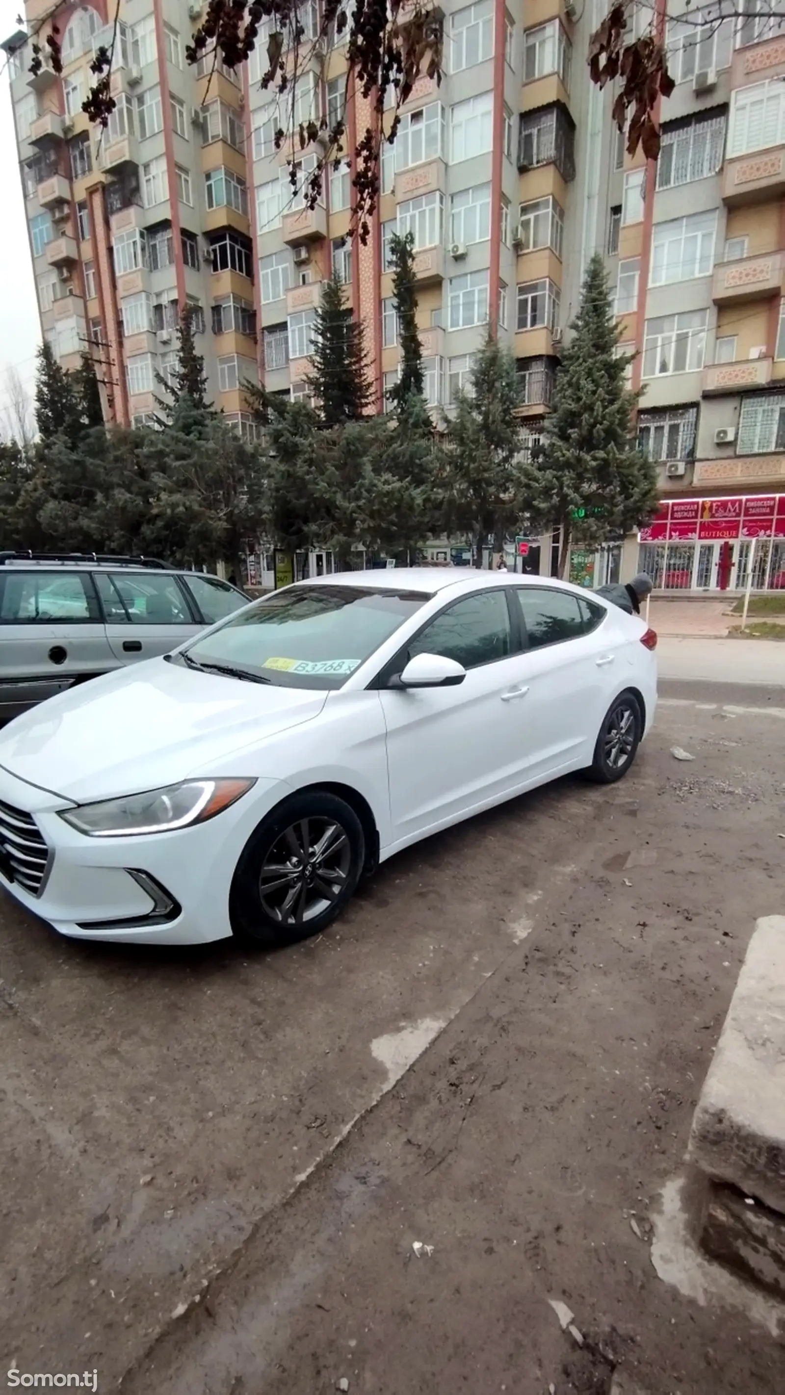 Hyundai Elantra, 2017-1