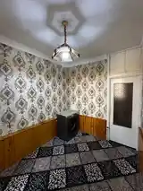 3-комн. квартира, 3 этаж, 80м², круг базеб-12