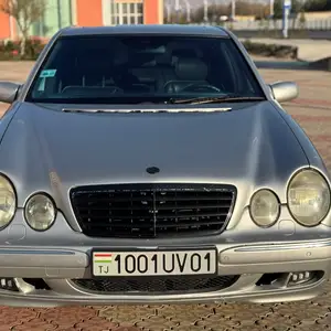 Mercedes-Benz E class, 2001